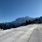 Freeride Restaurant & Camps Hostel Les Crosets