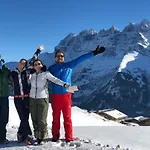 Freeride Restaurant & Camps 旅馆