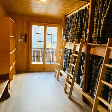 Hostel Freeride Restaurant & Camps Les Crosets